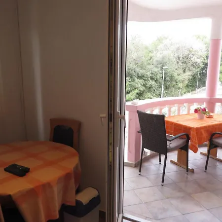 Gardenia Apartman Pakoštane