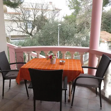 Gardenia Apartment Pakostane