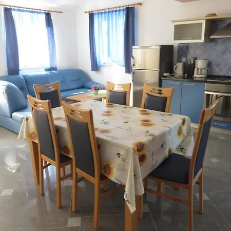 Gardenia Apartment