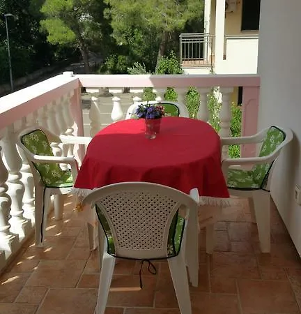 Gardenia Apartment