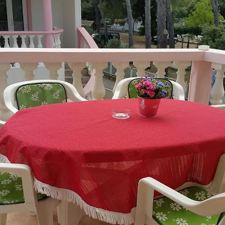 Gardenia Apartment